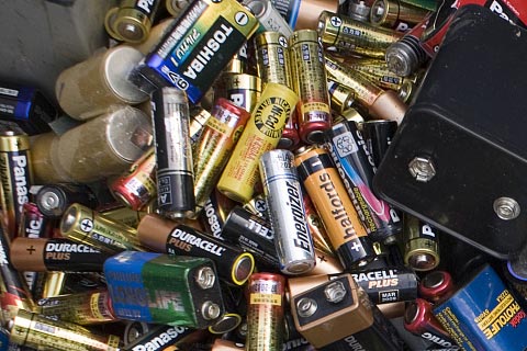 海口琼山钴酸锂电池回收|电动车锂电回收价格